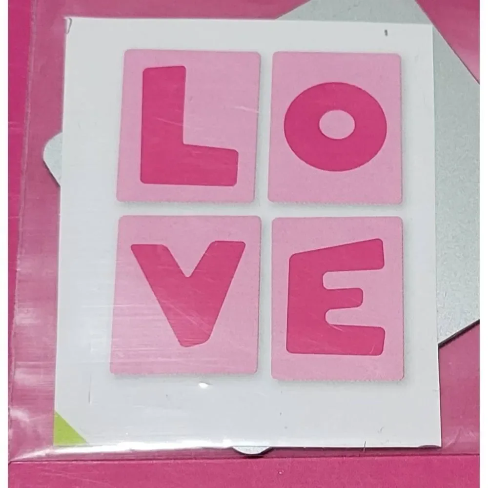 Accucut Wafer Thin Heart Die Set